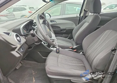 2020 Chevrolet Sonic Lt z USA, uszkodzony, nr VIN 1G1JD5SB7L4133915